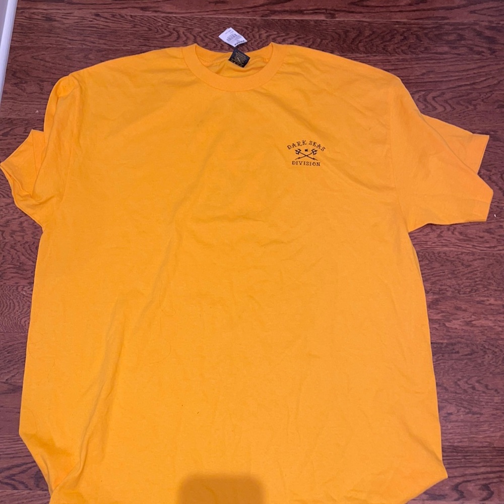 Dark Seas yellow XXL tshirt